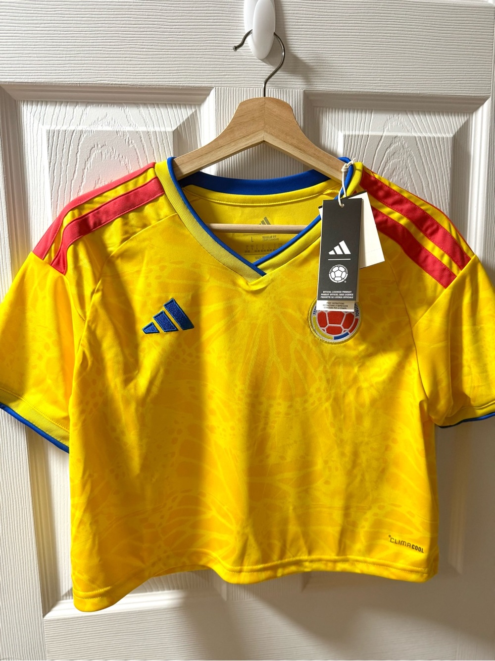NEW Adidas Colombia 2026 Soccer Jersey - Picture 3 of 12